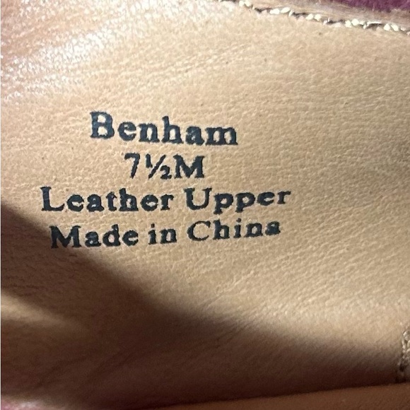 L’Amour Des Pieds Women's Benham Burgundy Suede Shoes - Picture 8 of 9